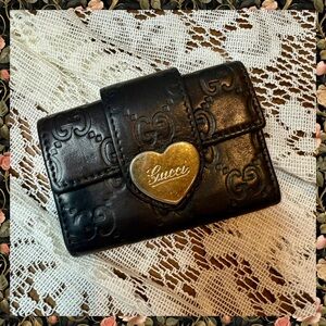 Gucci Embossed Key Holder with Gold Heart Snap